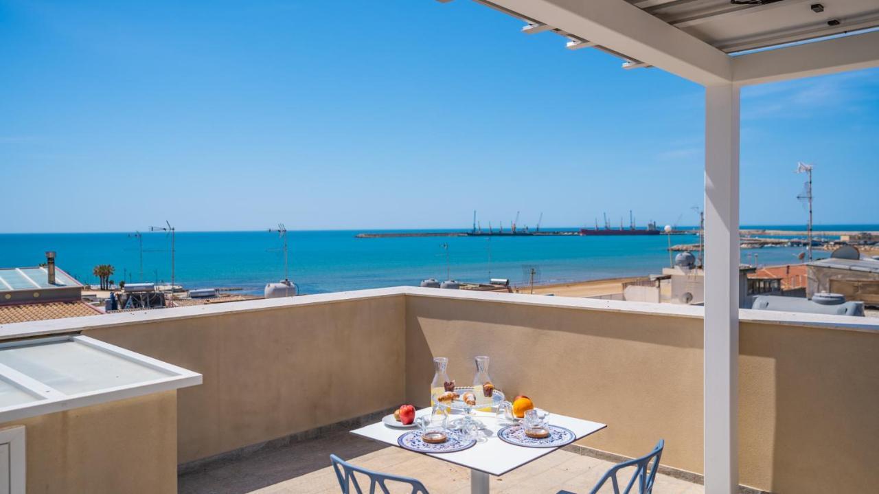Vega Sul Mare - *